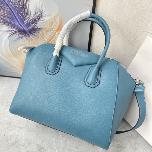 Replica Givenchy AAA Quality Handbags For Women #997678 $182.00 USD for Wholesale