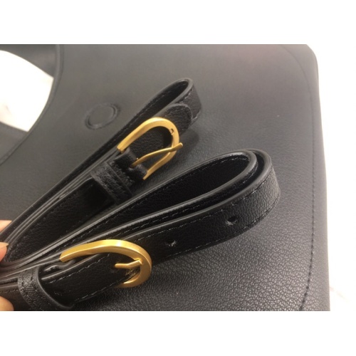 Replica Gucci AAA Quality Shoulder Bags For Women #1054695 $64.00 USD for Wholesale