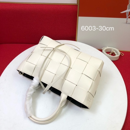 Replica Bottega Veneta BV AAA Quality Handbags For Women #1144135 $122.00 USD for Wholesale