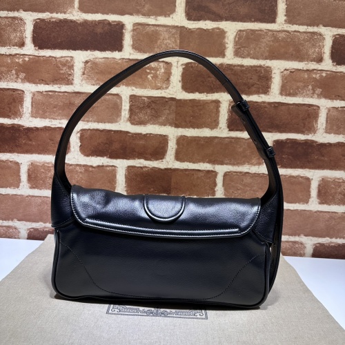 Replica Gucci AAA Quality Shoulder Bags For Women #1183082 $210.00 USD for Wholesale