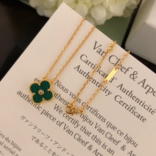 Replica Van Cleef & Arpels Jewelry Set For Women #1183251 $45.00 USD for Wholesale