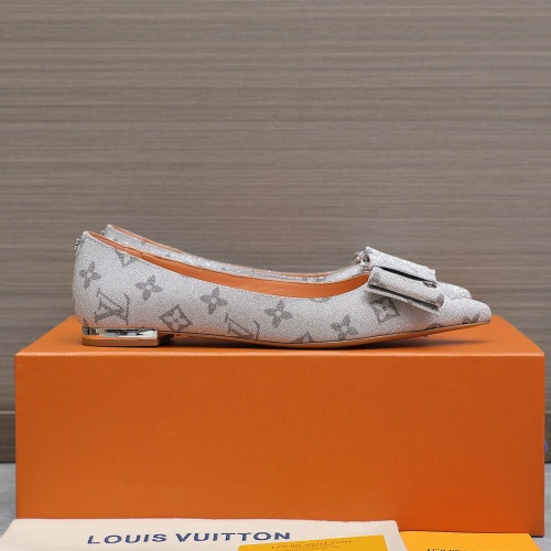 Replica Louis Vuitton Flat Shoes For Women #1197905 $112.00 USD for Wholesale