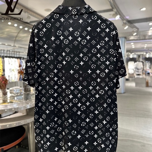 Replica Louis Vuitton LV Tracksuits Short Sleeved For Men #1222568 $72.00 USD for Wholesale