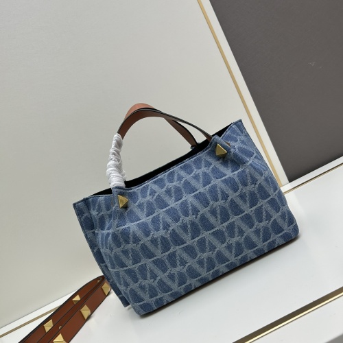 Replica Valentino AAA Quality Handbags For Women #1232861 $96.00 USD for Wholesale