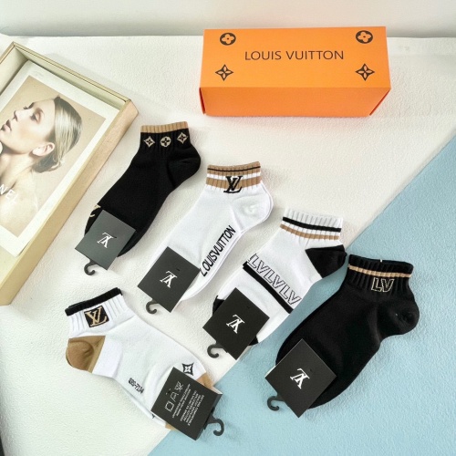 Replica Louis Vuitton LV Socks For Unisex #1242083 $27.00 USD for Wholesale