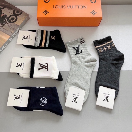 Replica Louis Vuitton LV Socks #1242247 $29.00 USD for Wholesale