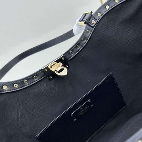 Replica Valentino AAA Quality Shoulder Bags For Women #1266931 $102.00 USD for Wholesale