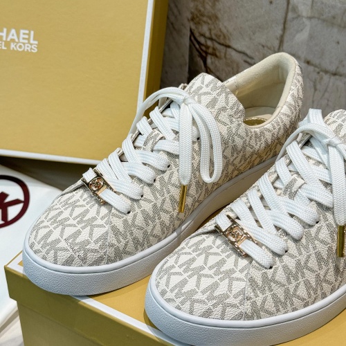 Replica Michael Kors Casual Shoes For Women #1267289 $82.00 USD for Wholesale