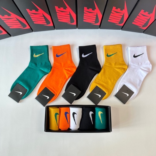 Cheap Nike Socks #1269734, $$27.00 USD On Nike Socks