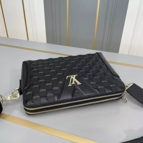 Replica Louis Vuitton AAA Man Messenger Bags #1274301 $108.00 USD for Wholesale