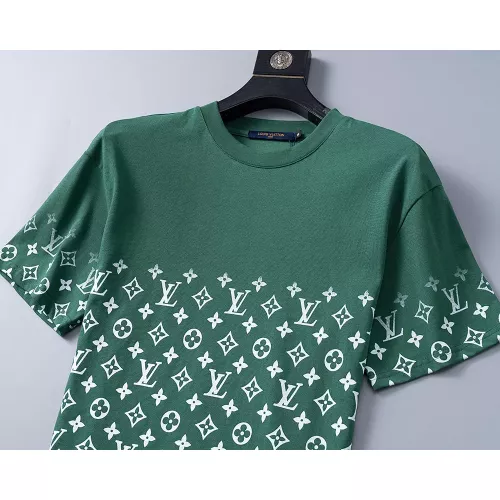 Replica Louis Vuitton LV T-Shirts Short Sleeved For Men #1277689 $25.00 USD for Wholesale