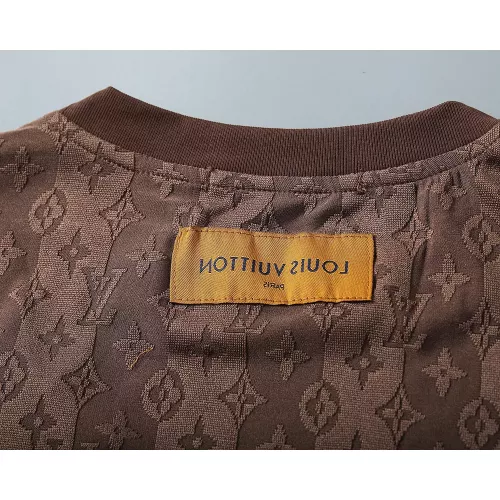 Replica Louis Vuitton LV T-Shirts Short Sleeved For Men #1277724 $25.00 USD for Wholesale