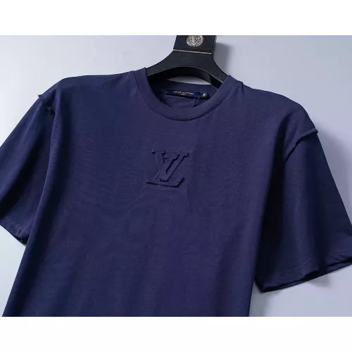 Replica Louis Vuitton LV T-Shirts Short Sleeved For Men #1277740 $25.00 USD for Wholesale