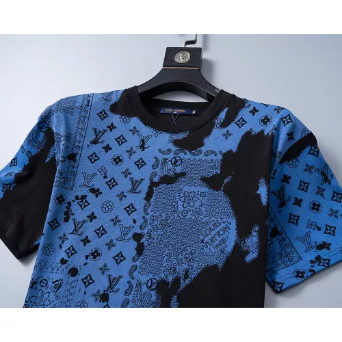 Replica Louis Vuitton LV T-Shirts Short Sleeved For Men #1277745 $25.00 USD for Wholesale