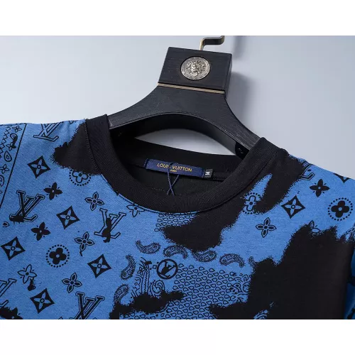 Replica Louis Vuitton LV T-Shirts Short Sleeved For Men #1277745 $25.00 USD for Wholesale