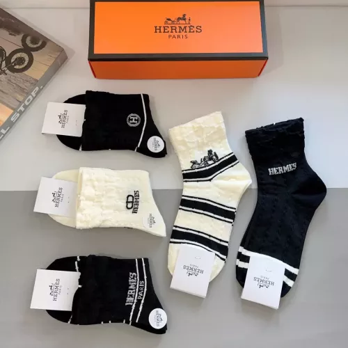 Replica Hermes Socks #1279671 $27.00 USD for Wholesale