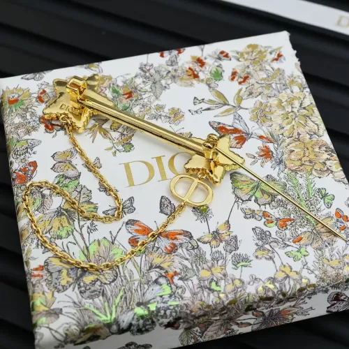 Replica Christian Dior Brooches For Women #1280541 $27.00 USD for Wholesale