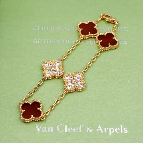 Cheap Van Cleef &amp; Arpels Bracelets For Women #1281667, $$32.00 USD On Van Cleef &amp; Arpels Bracelets