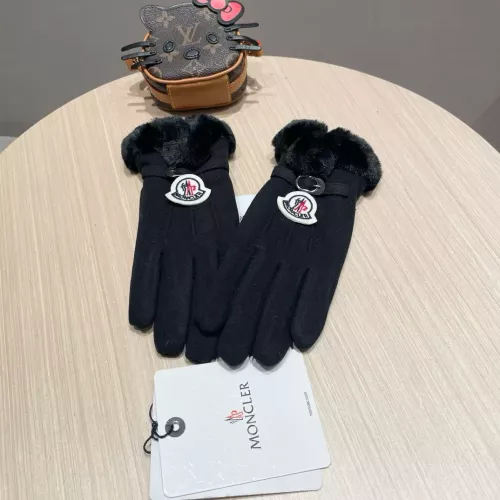 Cheap Moncler Gloves #1287928, $$34.00 USD On Moncler Gloves