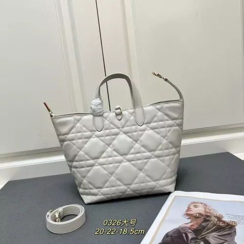 Replica Christian Dior AAA Quality Handbags For Women #1289649 $108.00 USD for Wholesale