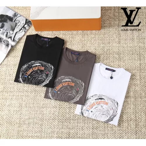 Replica Louis Vuitton LV T-Shirts Short Sleeved For Men #1290280 $38.00 USD for Wholesale