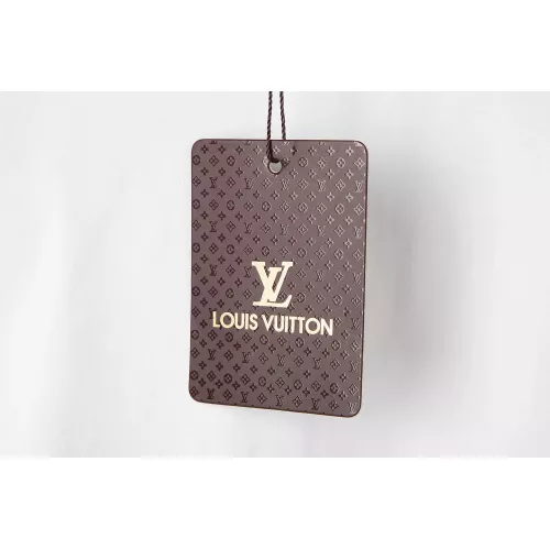 Replica Louis Vuitton LV T-Shirts Short Sleeved For Men #1293853 $27.00 USD for Wholesale