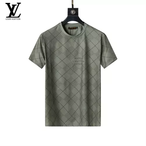 Replica Louis Vuitton LV Tracksuits Short Sleeved For Men #1294517 $48.00 USD for Wholesale