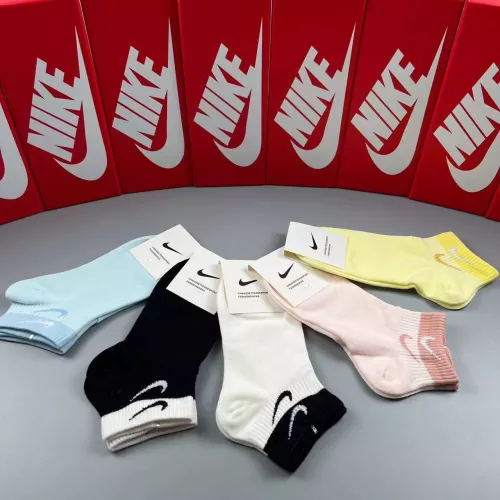 Replica Nike Socks #1300589 $25.00 USD for Wholesale