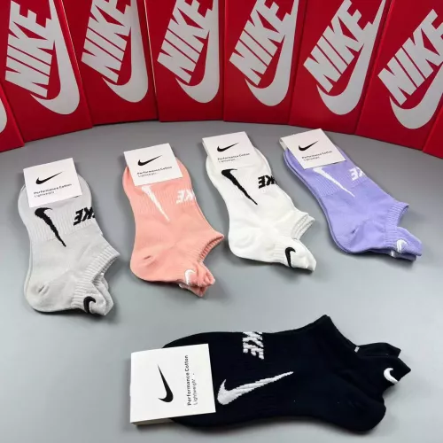 Replica Nike Socks #1300590 $25.00 USD for Wholesale