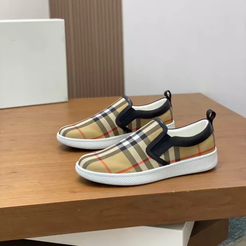 Replica Burberry Casual Shoes For Men #1303257 $72.00 USD for Wholesale