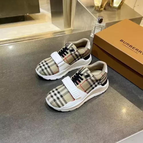 Cheap Burberry Casual Shoes For Men #1303411, $$118.00 USD On Burberry Casual Shoes