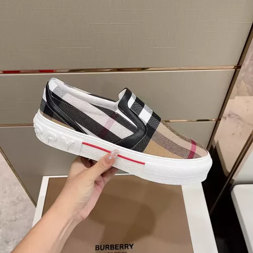 Replica Burberry Casual Shoes For Men #1303463 $76.00 USD for Wholesale