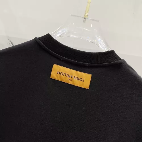 Replica Louis Vuitton LV T-Shirts Short Sleeved For Unisex #1303544 $45.00 USD for Wholesale