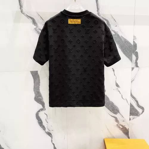 Replica Louis Vuitton LV T-Shirts Short Sleeved For Unisex #1303579 $48.00 USD for Wholesale