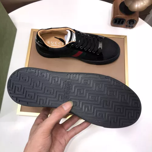 Replica Gucci Casual Shoes For Men #1319215 $82.00 USD for Wholesale