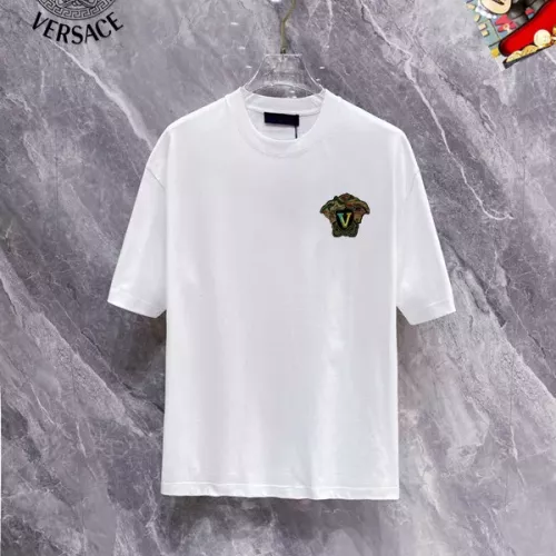 Cheap Versace T-Shirts Short Sleeved For Unisex #1320978, $$25.00 USD On Versace T-Shirts