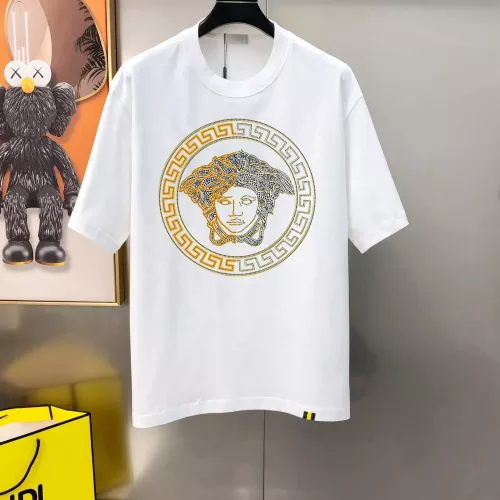 Cheap Versace T-Shirts Short Sleeved For Men #1321732, $$40.00 USD On Versace T-Shirts