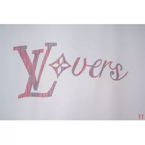 Replica Louis Vuitton LV T-Shirts Short Sleeved For Unisex #1323145 $32.00 USD for Wholesale