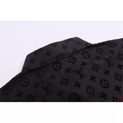 Replica Louis Vuitton LV Shirts Short Sleeved For Men #1323158 $39.00 USD for Wholesale