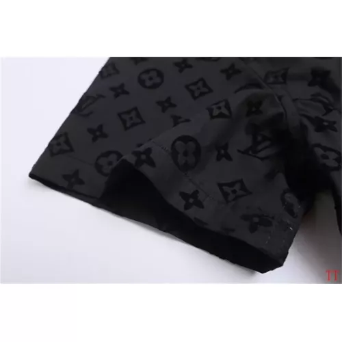Replica Louis Vuitton LV Shirts Short Sleeved For Men #1323158 $39.00 USD for Wholesale