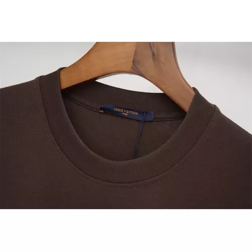 Replica Louis Vuitton LV T-Shirts Short Sleeved For Unisex #1323373 $36.00 USD for Wholesale