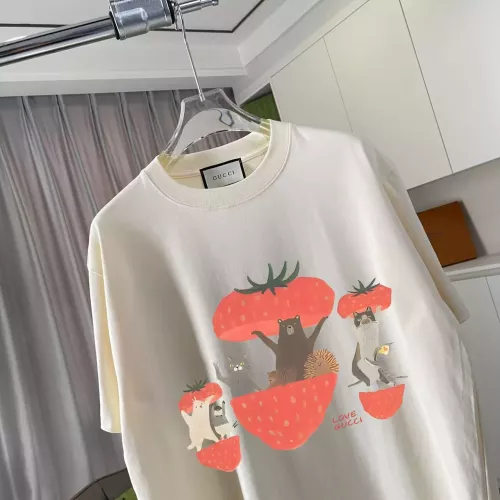 Replica Gucci T-Shirts Short Sleeved For Unisex #1323418 $42.00 USD for Wholesale