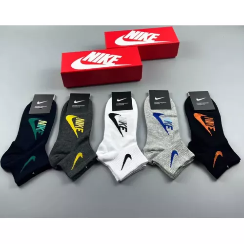 Cheap Nike Socks #1324928, $$25.00 USD On Nike Socks