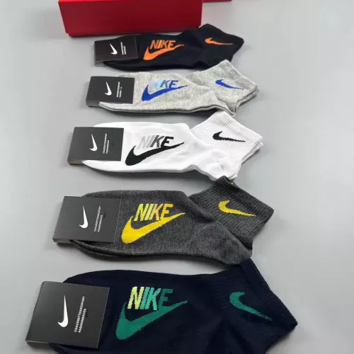 Replica Nike Socks #1324928 $25.00 USD for Wholesale