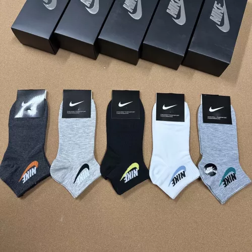Replica Nike Socks #1324929 $25.00 USD for Wholesale