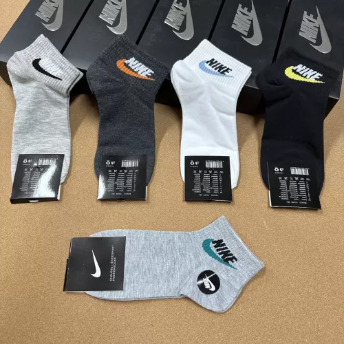 Replica Nike Socks #1324929 $25.00 USD for Wholesale