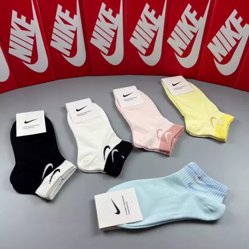 Replica Nike Socks For Women #1325535 $25.00 USD for Wholesale