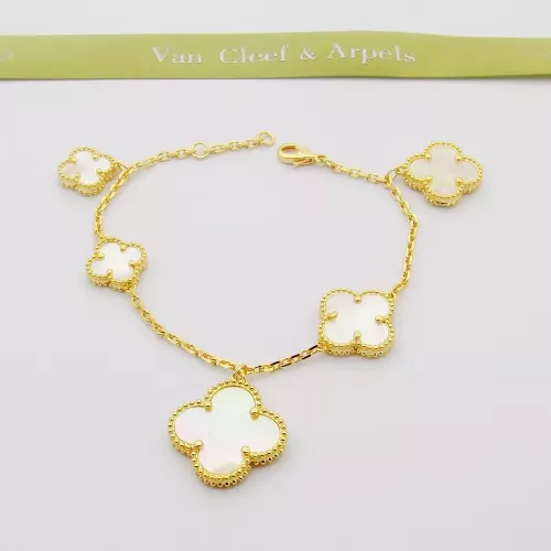 Cheap Van Cleef &amp; Arpels Bracelets For Women #1326272, $$32.00 USD On Van Cleef &amp; Arpels Bracelets