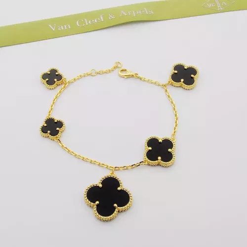 Cheap Van Cleef &amp; Arpels Bracelets For Women #1326275, $$32.00 USD On Van Cleef &amp; Arpels Bracelets