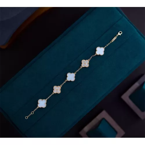 Cheap Van Cleef &amp; Arpels Bracelets For Women #1327647, $$23.00 USD On Van Cleef &amp; Arpels Bracelets